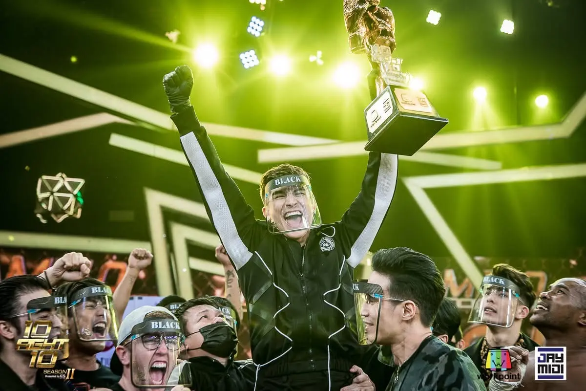 Antoine Pinto lifted by Team Black after winning 10 Fight 10 Season 2