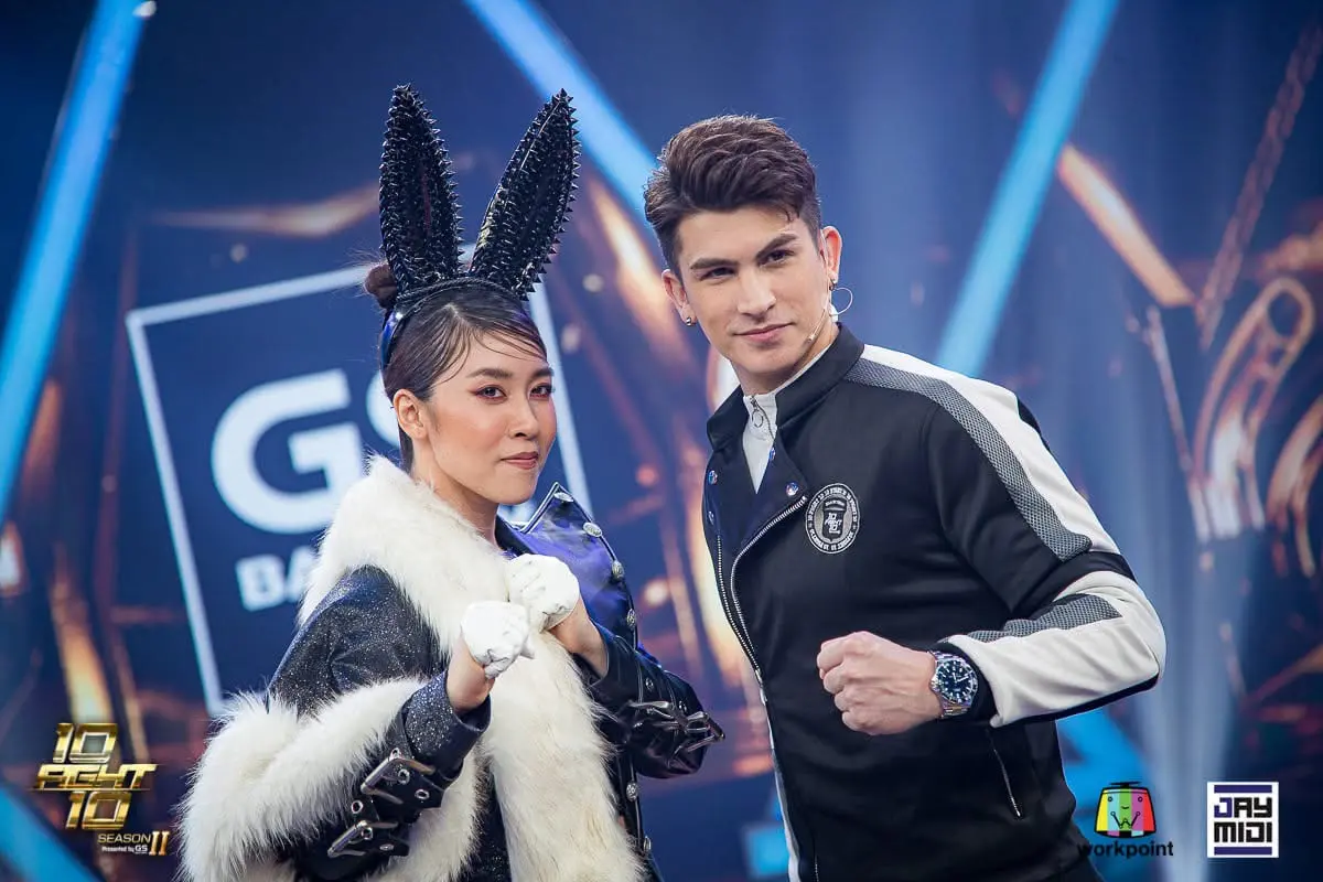 Antoine Pinto with a 10 Fight 10 contestant