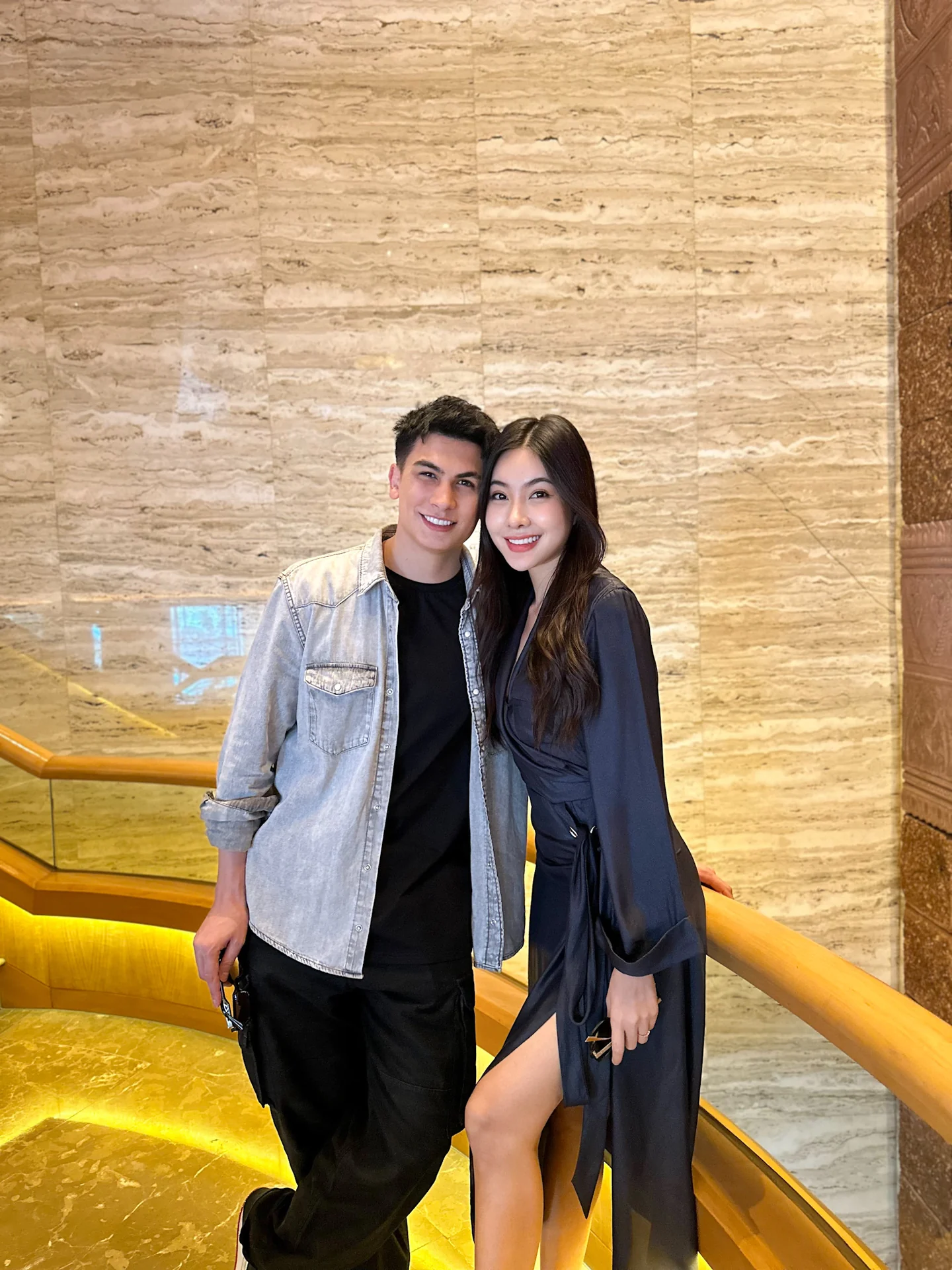 อองตวนและมนในช่วงฮันนีมูน