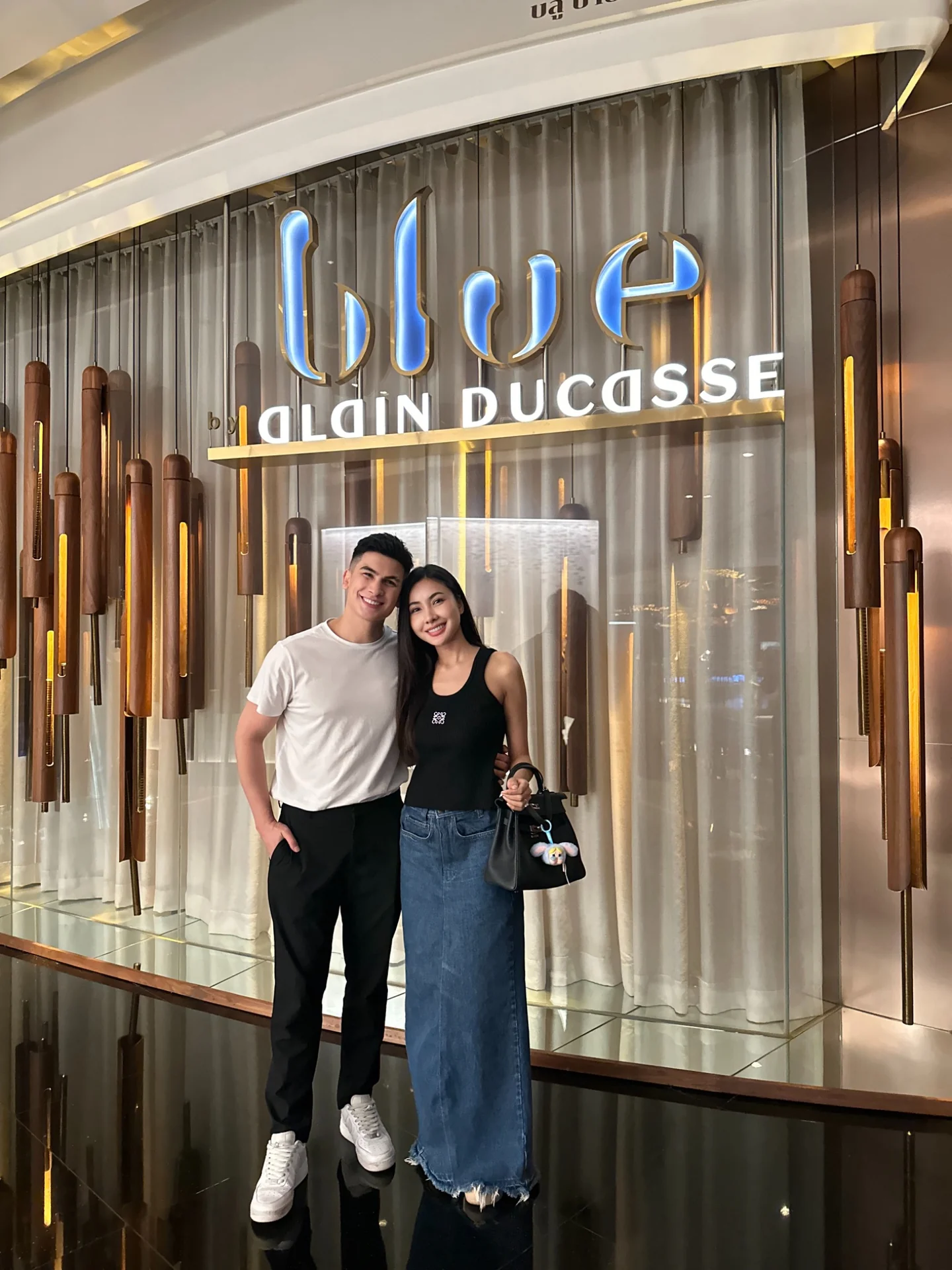 อองตวนและมนที่ blue by Alain Ducasse